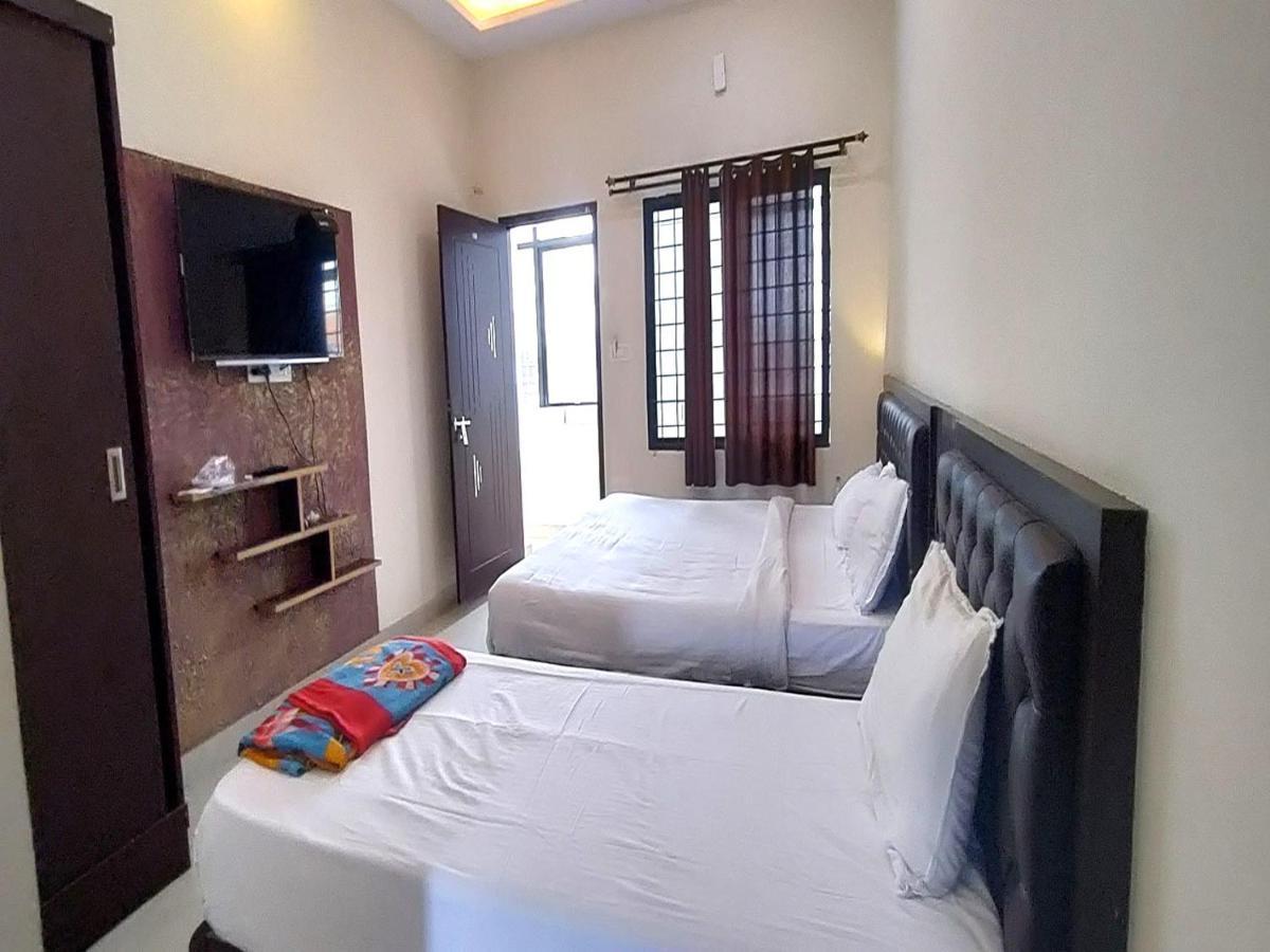 Mg Residency Hotel Chikmagalūr Exterior foto